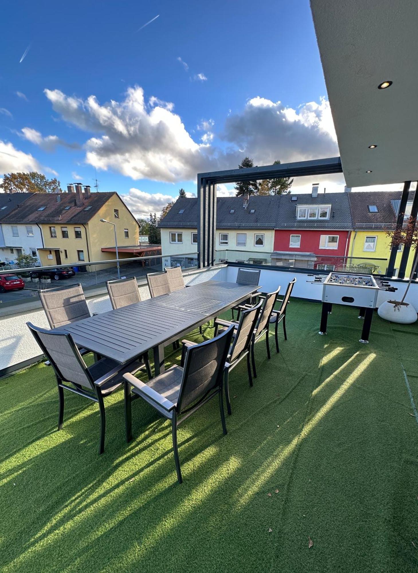 Dayyounglife Mit Terrasse Grill Parkplatz * Nürnberg